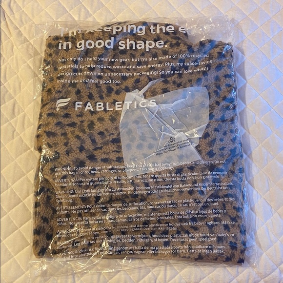 Fabletics Tahoe Teddy Jacket Leopard Size Small - Picture 6 of 10